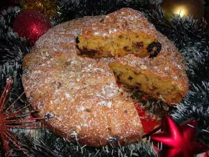 Christmas Cake with Walnuts and Fruits