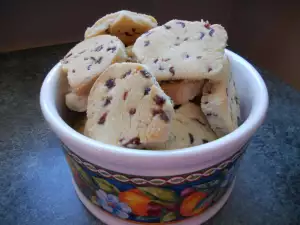 Christmas Butter Cookies with Dried Cranberries