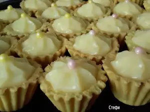 Cupcakes with a Fantastic Cream