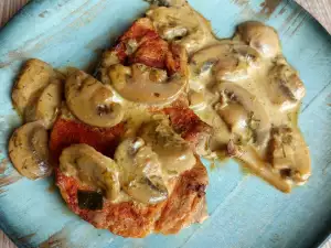 Pork Chops with Mushroom Sauce