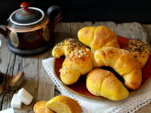 Lievito Madre Sourdough Rolls