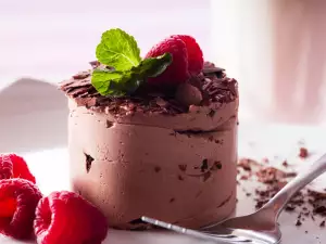 Chocolate Cream with Berries