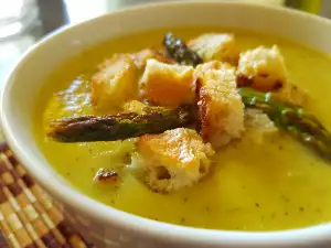 Zucchini and Asparagus Cream Soup