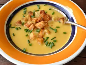 Cream Soup with Leeks and Root Vegetables