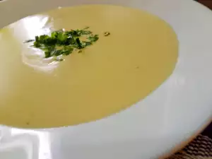 Creamy Cauliflower Leek Soup