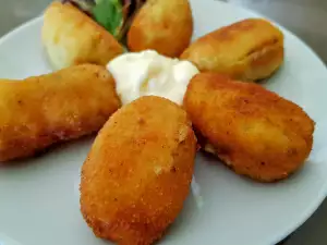 Zucchini and Cheese Croquettes