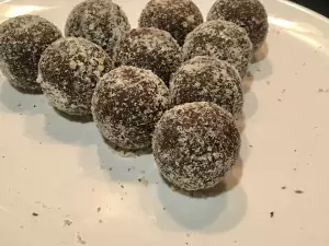 Hazelnut Keto Truffles