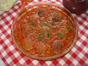 Meatballs with Cabbage in Tomato Sauce