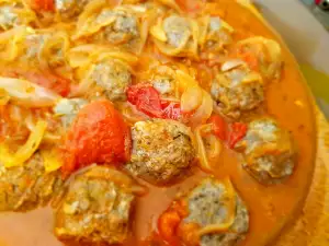 Village-Style Meatballs with Tomato Sauce