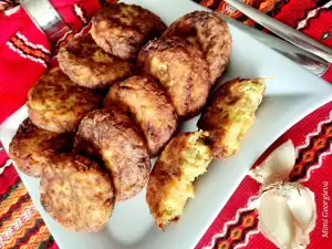 Fried Vegetarian Zucchini Patties