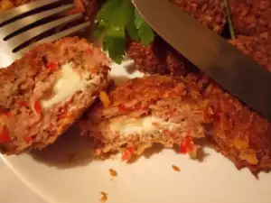 Meatballs with Roasted Peppers and Processed Cheese