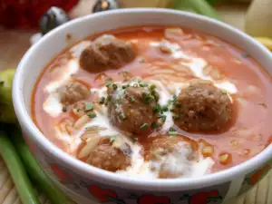 Delicious Stew with Meatballs