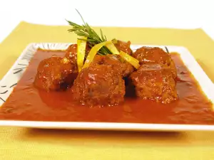 Meatballs with Tomato Sauce