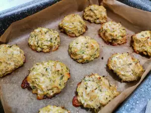 Oven-Baked Zucchini and Cottage Cheese Patties