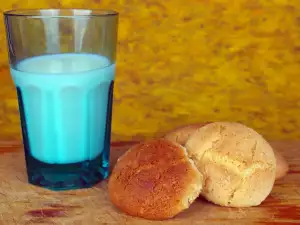 milk and cookies