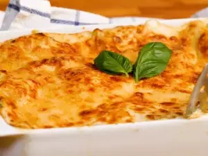 Spinach Lasagna with a Variety of Cheeses