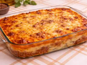 Easy Homemade Lasagna Bolognese