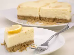 Lemon Cheesecake