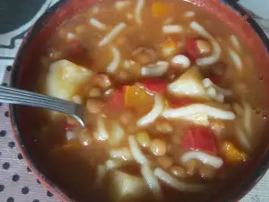 Lentil with Potatoes and Noodles