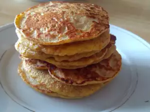 Easy American Pancakes with Vanilla