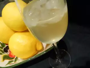 Homemade Limoncello Liqueur