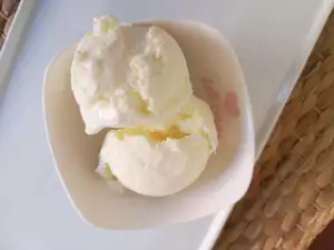 Lemon Ice Cream