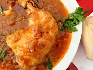 Village-Style Chicken and Onion Stew