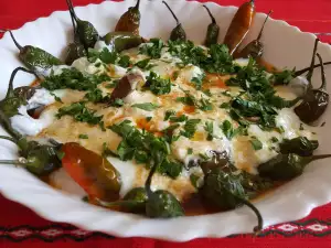 Chili Peppers with Yoghurt and Feta