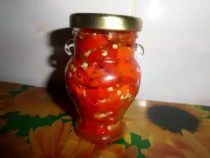 Hot Peppers in Olive Oil