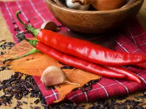 Is it dangerous to eat excesses of spicy food?