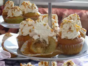 Caramel Milk Cupcakes