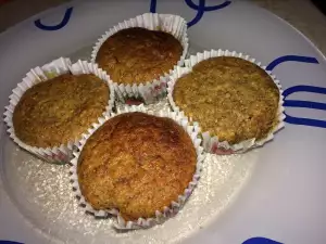 Healthy Muffins with Einkorn, Apples and Cinnamon