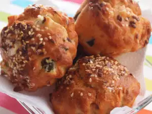 Muffins with Blue Cheese