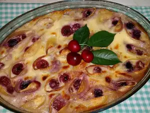 Conchiglioni Delight with Cherries