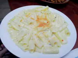 Macaroni with Four Cheese Sauce