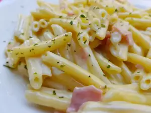 Classic Macaroni Carbonara