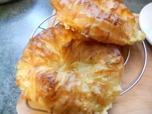 Dairyman`s Phyllo Pastries