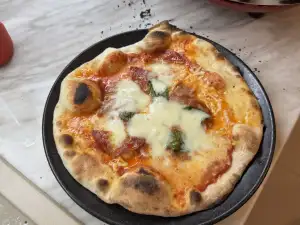 Authentic Margherita Pizza with Italian Dough