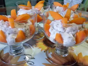 Mascarpone Cream with Apricots