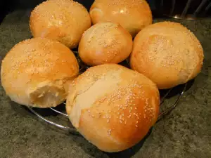 Bread Buns with Mascarpone