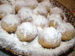 Lard Cookies with Turkish Delight and Walnuts