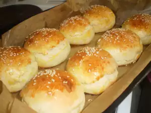 Tasty and Soft Breakfast Buns