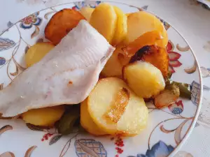 Oven-Baked Hake with Vegetables