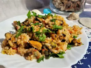 Mussels with Rice and Peppers