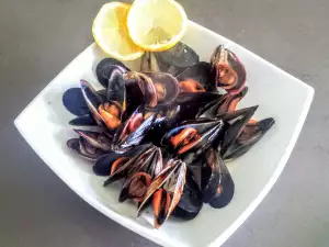 Steamed Mussels