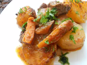 Oven-Baked Veal with Vegetables in a Bag