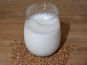 Homemade Raw Buckwheat Milk