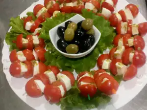 Mozzarella Bites for Guests