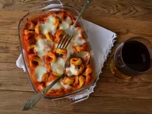 Baked Tortellini with Mozzarella