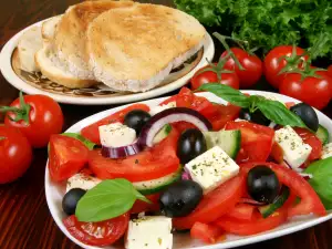 Vratsa-Style Salad